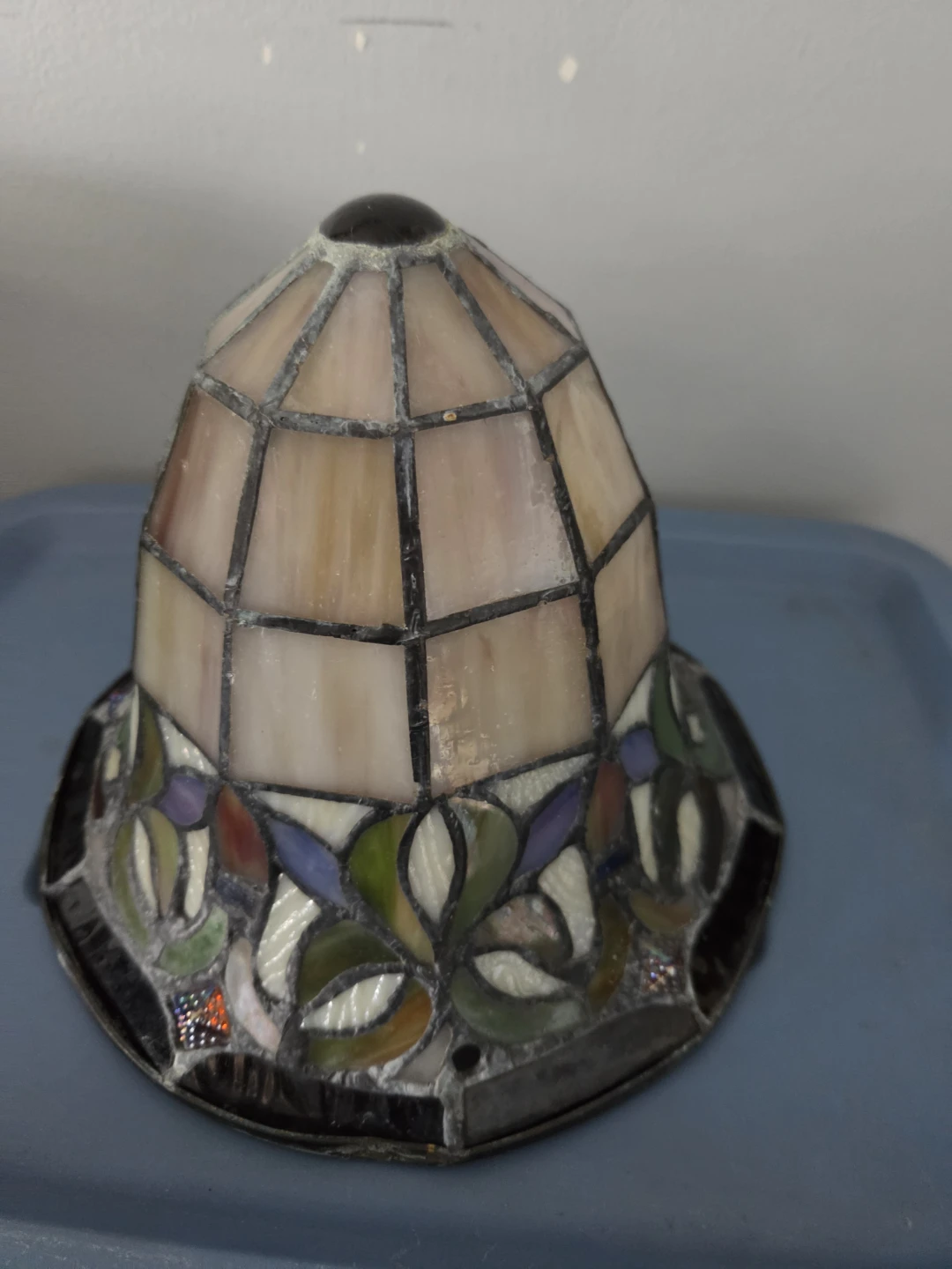Stained Glass Lamp Shade - photo 2