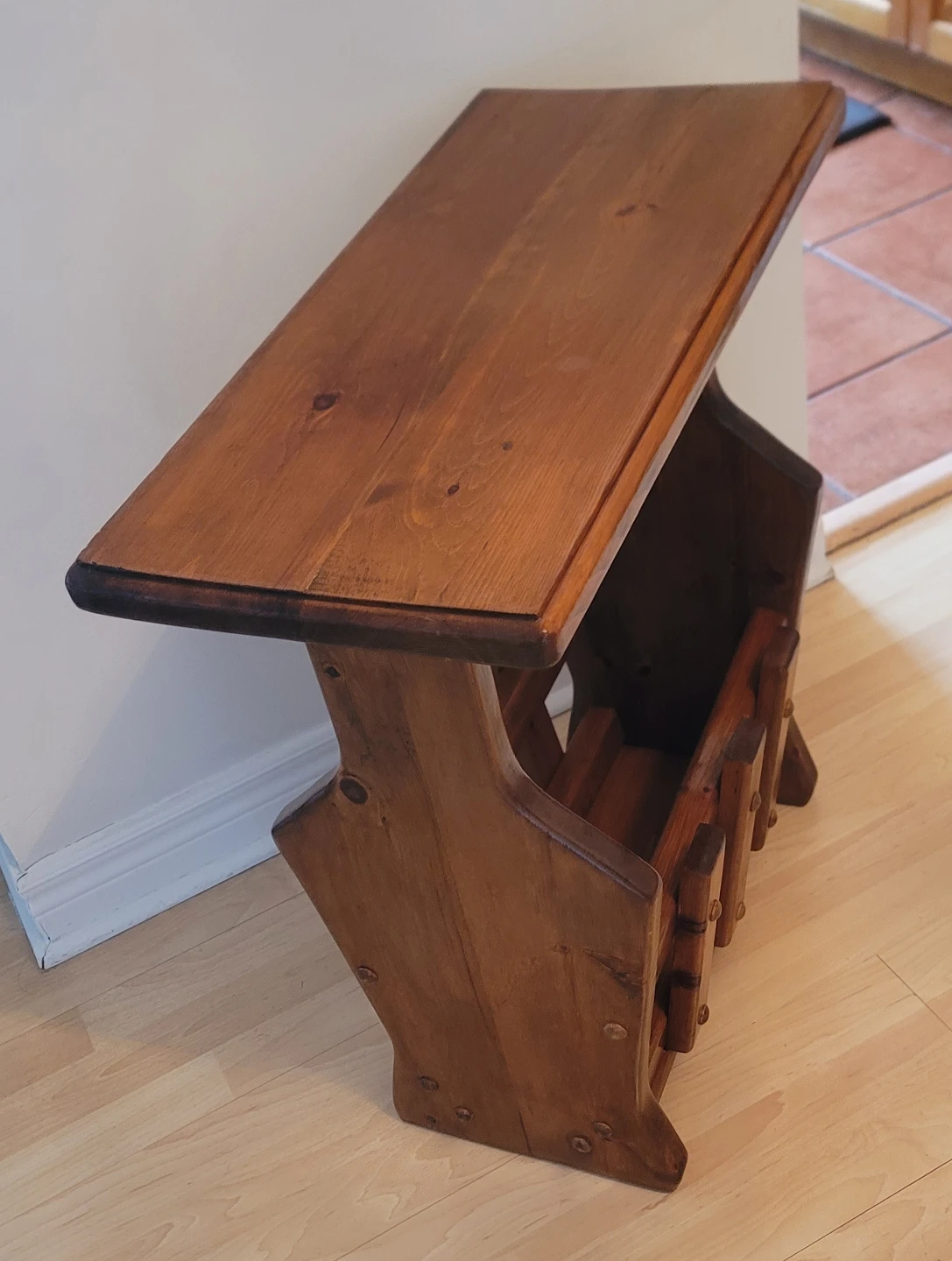 Wooden Magazine Rack End Table - photo 2