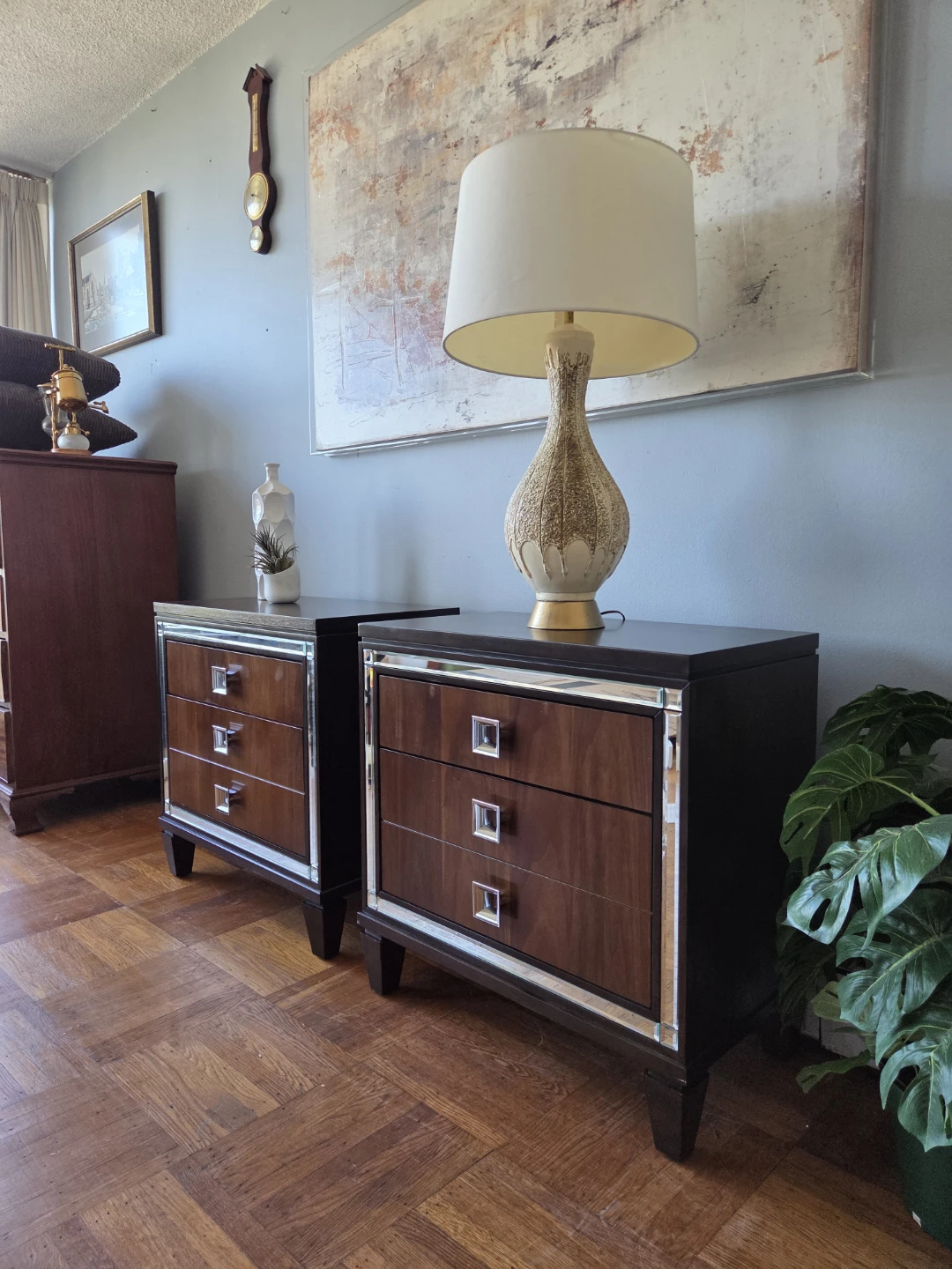 Matching Pair of Modern Three Drawer Nightstands/Bedside Tables - photo 3