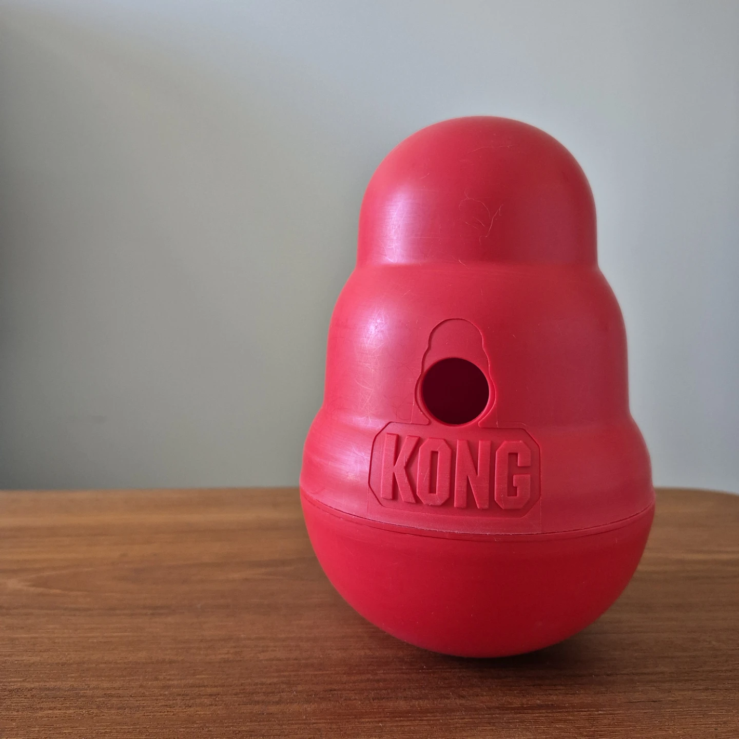 Kong Wobbler - Large