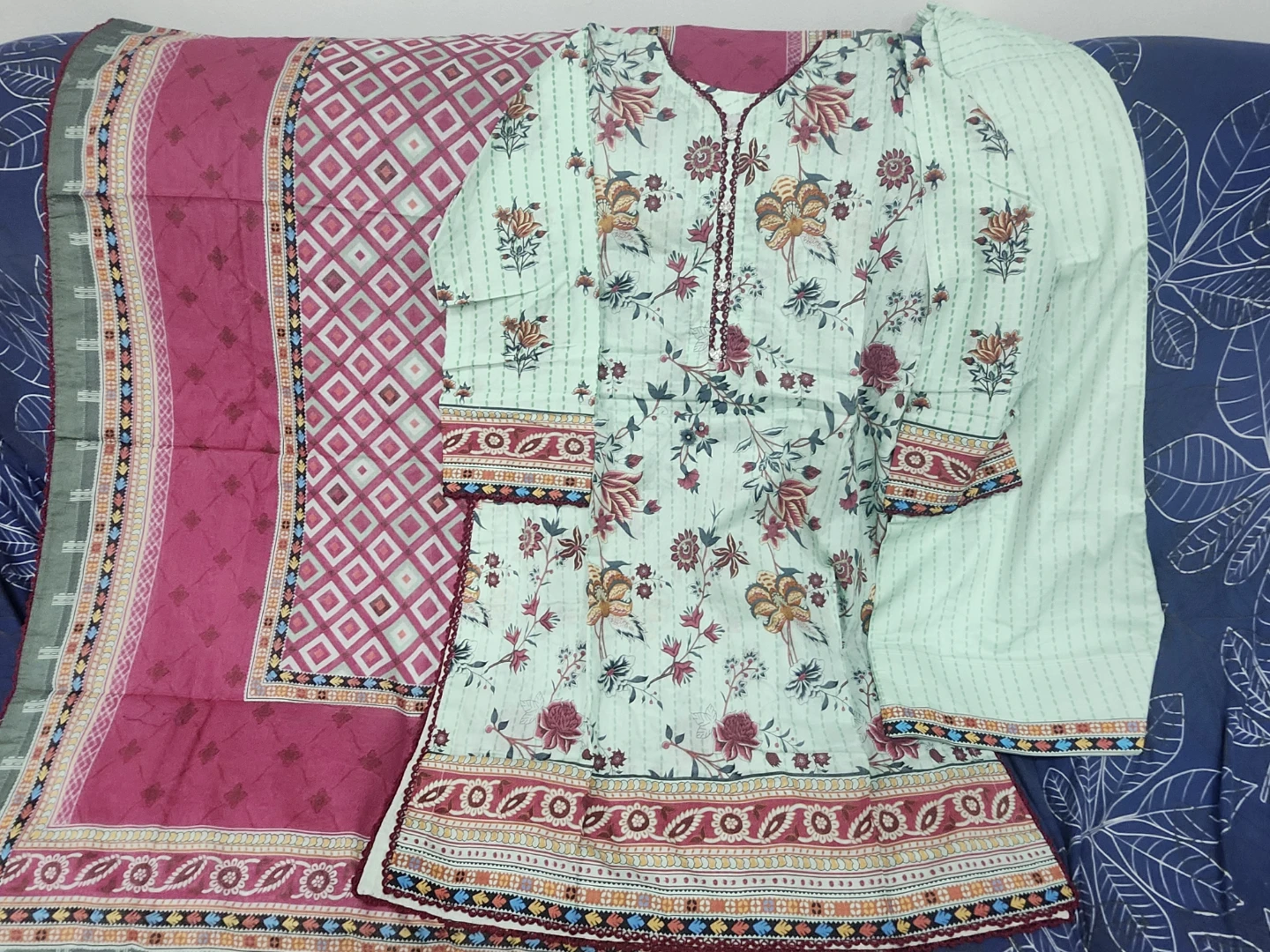 Light green Floral Print Kurti with Pink Dupatta