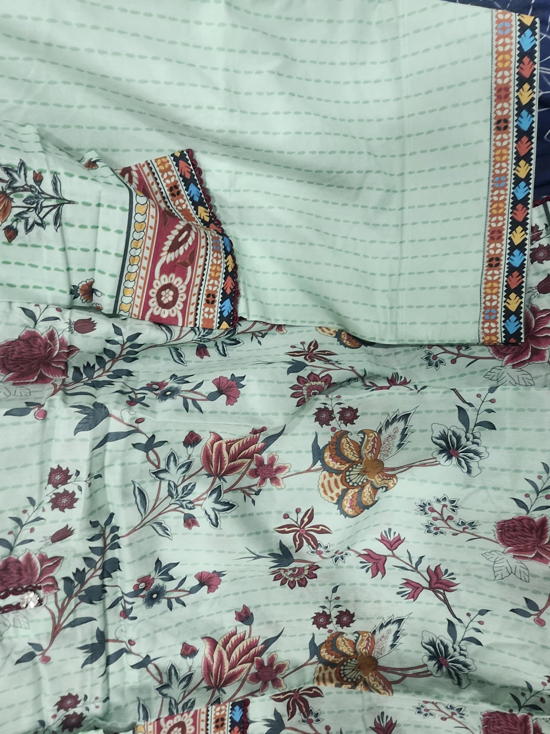 Light green Floral Print Kurti with Pink Dupatta - photo 3