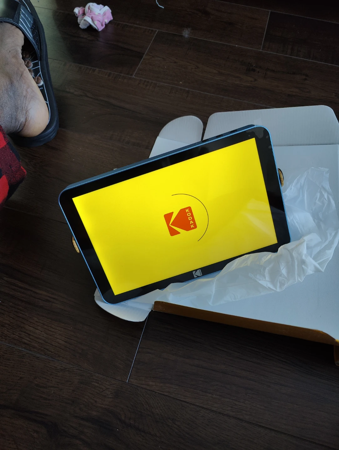 Kodak 10-Inch Touchscreen Digital Photo Frame - RWF-10BH