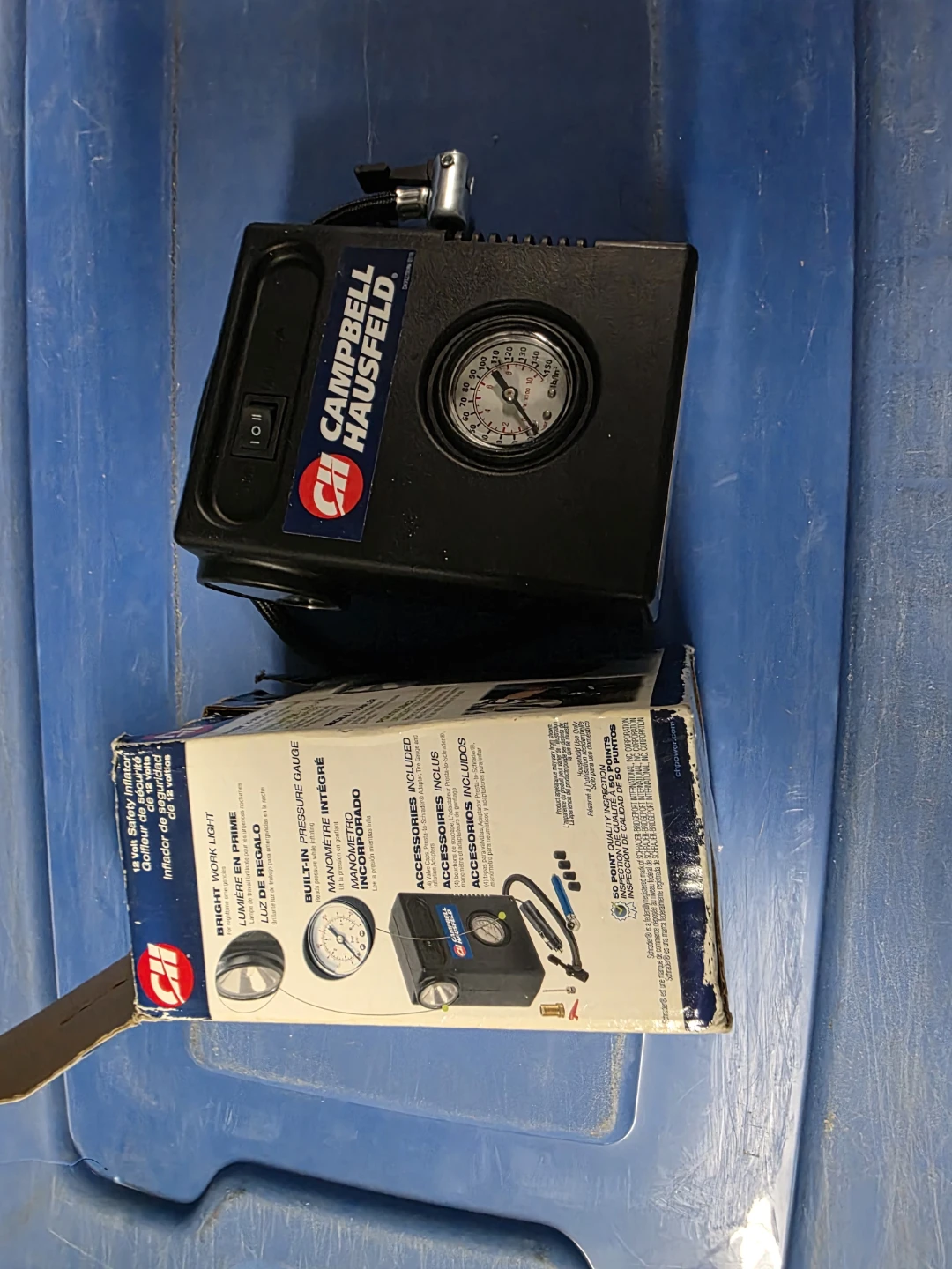 Campbell Hausfeld 12V Safety Inflator with Flashlight - photo 5