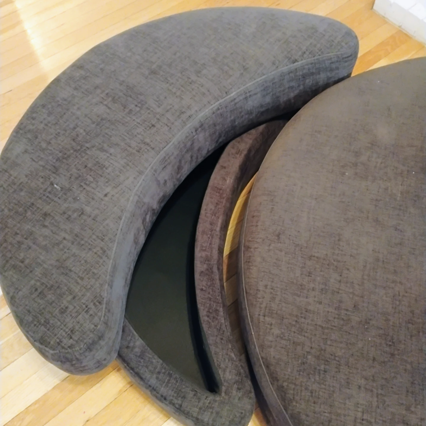 Oversized Round Chaise Lounge Sofa with Storage Ottoman - photo 3