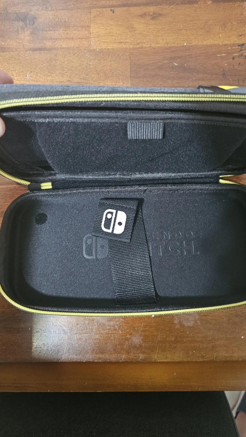 Nintendo Switch Travel Case (Pikachu) - photo 4