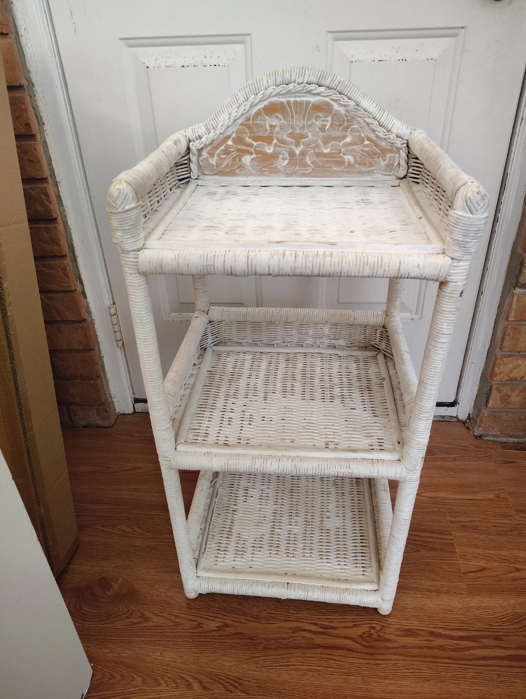 Vintage White Wicker 3-Tier Shelf