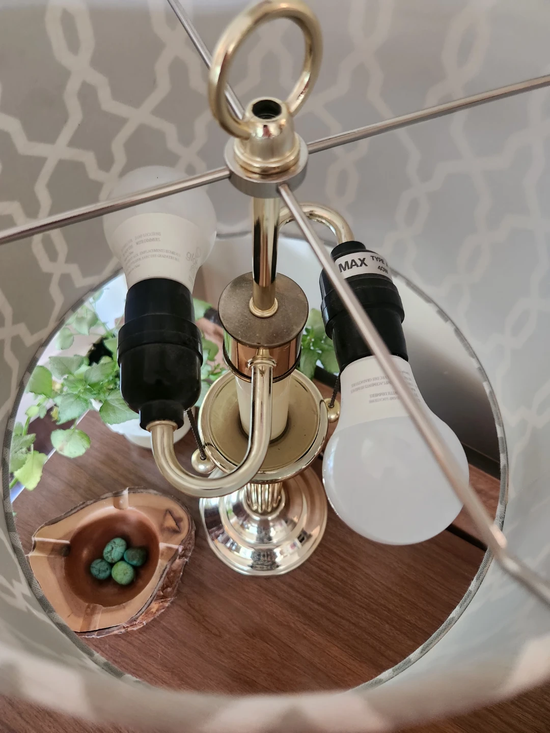 Brass Table Lamp with Geometric Shade - photo 3