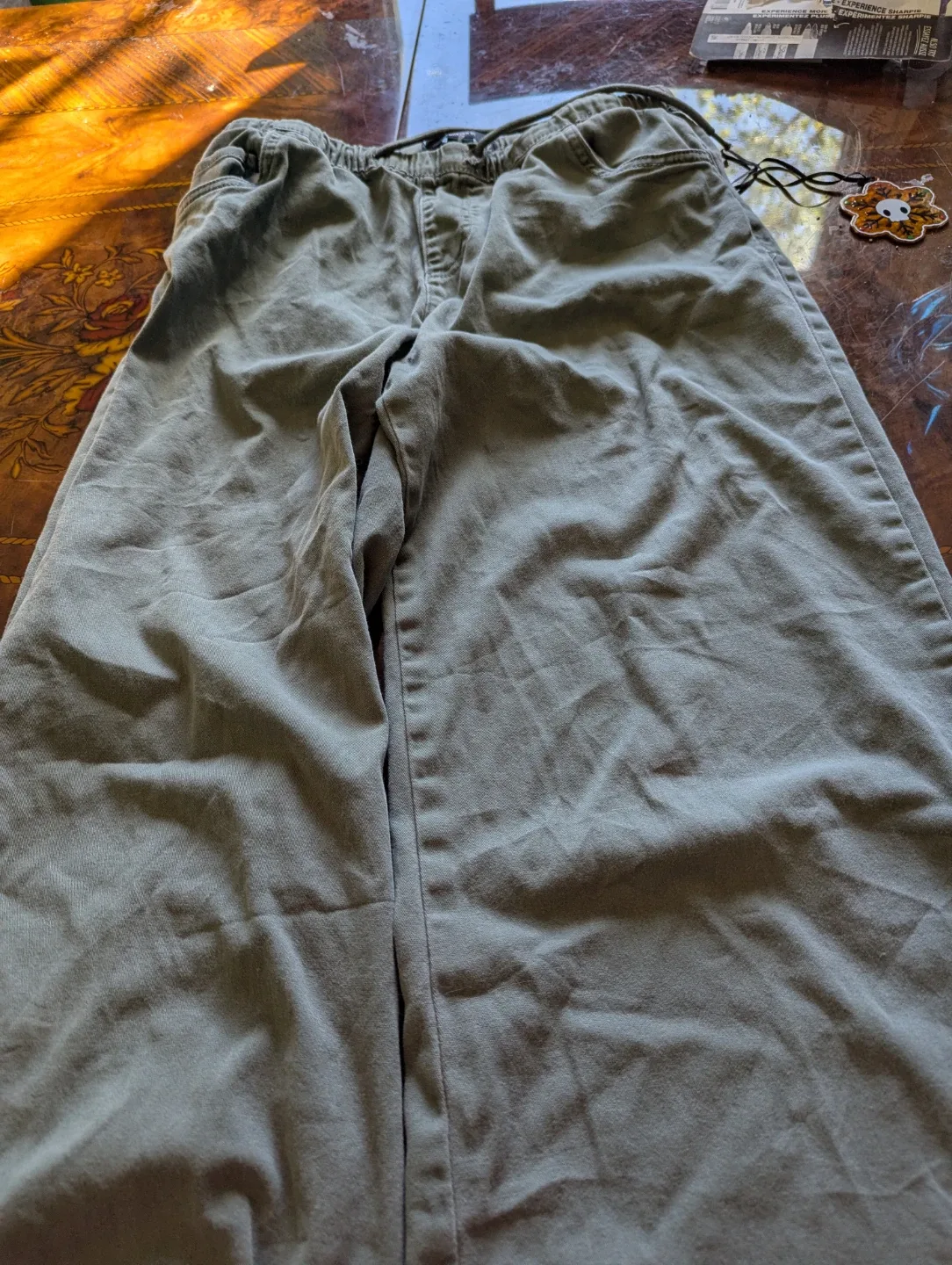 Forever 21 Olive Green Cargo Pants - Size M