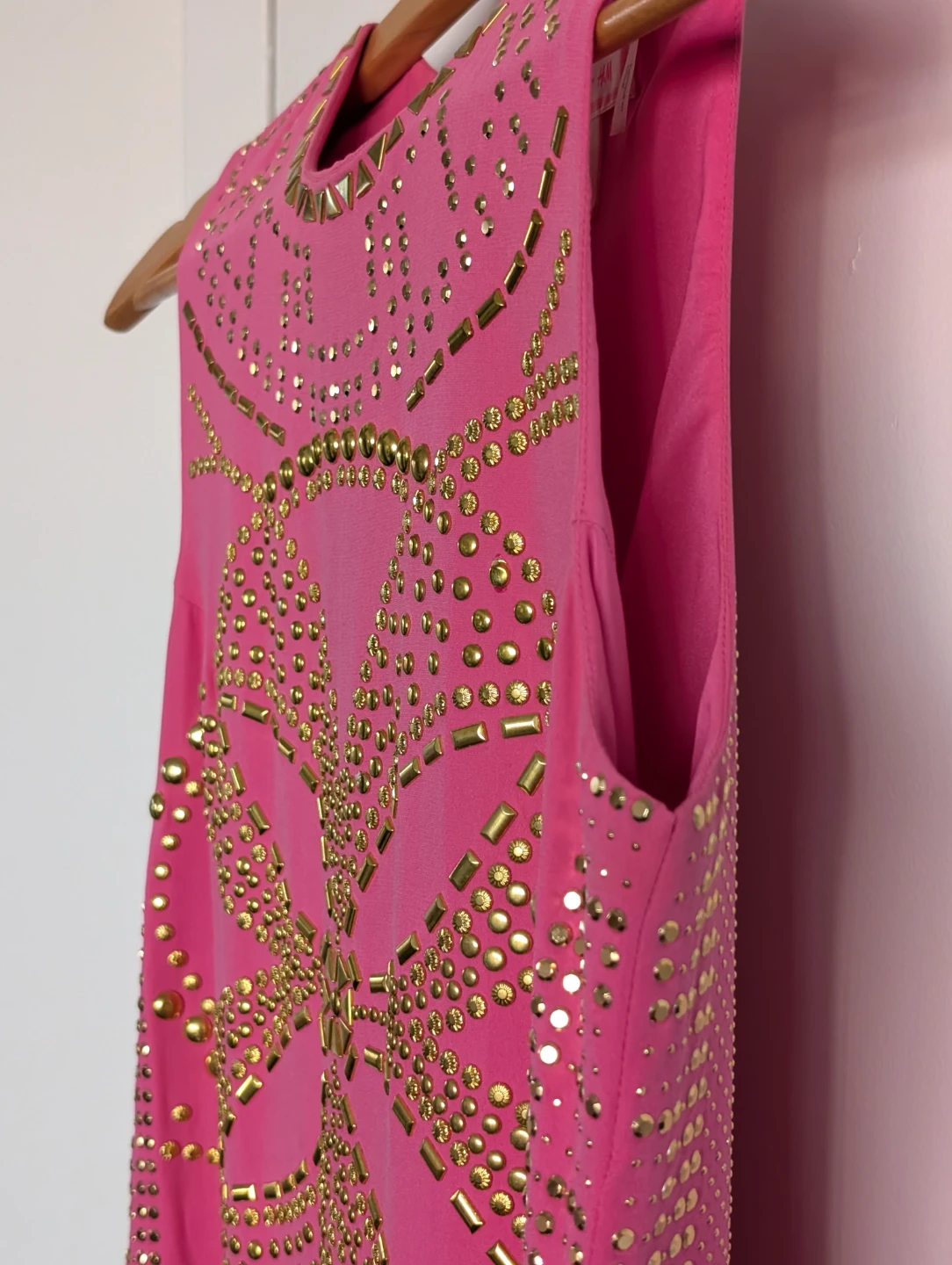Versace x H&M Studded Hot Pink Silk Dress - photo 3