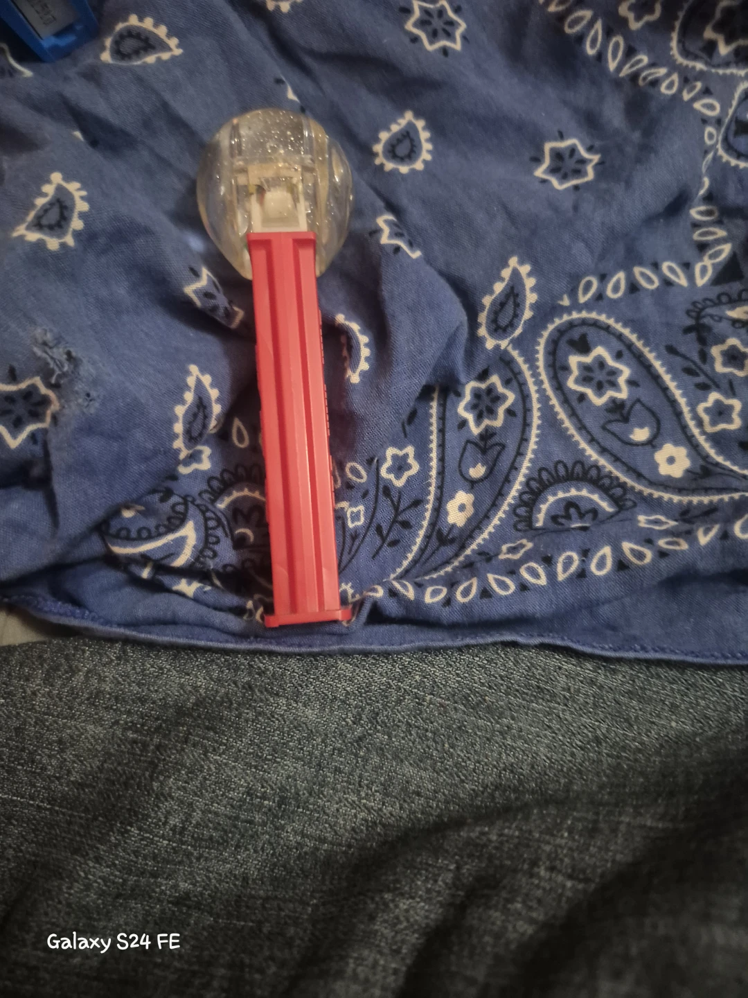 PEZ Santa Claus dispenser with globe top - photo 5