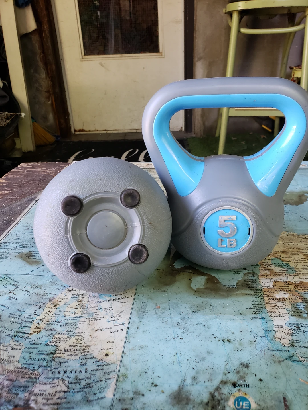 2 x 5 LB Kettlebell Set - photo 2