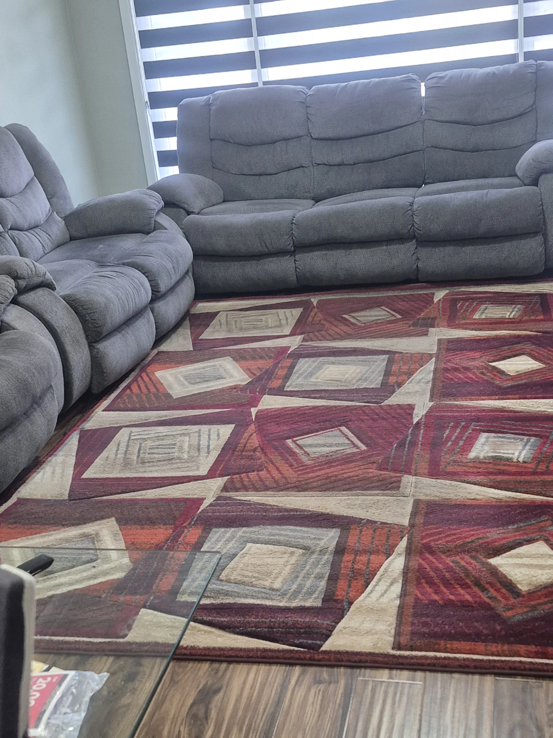 Area Rug with Geometric Pattern
