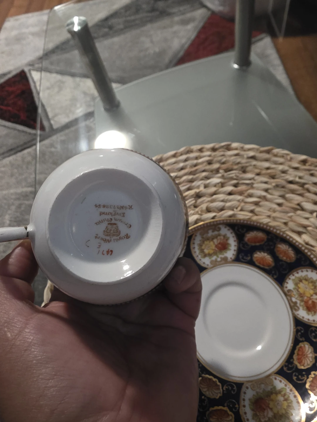 Royal Albert "Winsor" Bone China Tea Cup and Saucer Set - photo 3