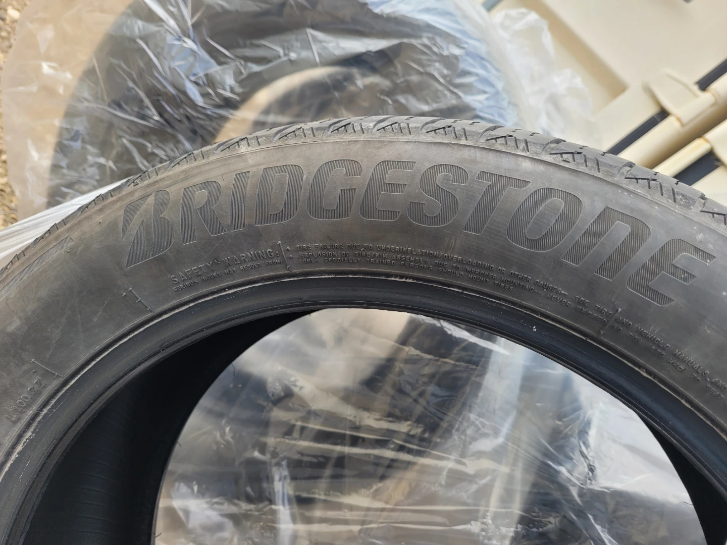 Bridgestone LS100 Tires - 225/50R18 95H M+S - photo 2