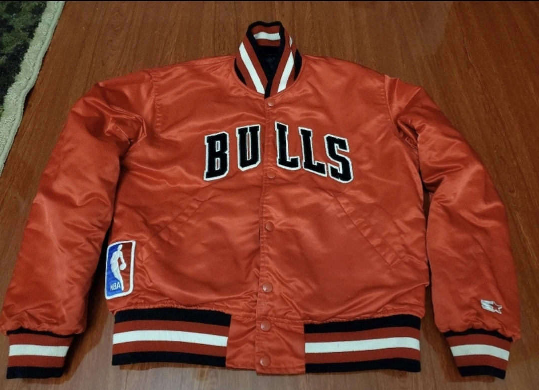Rare vintage Starter Bulls reversible satin jacket adult SM - photo 3