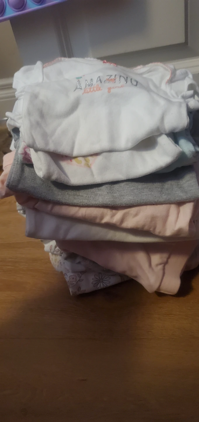 Baby Girl Onesies - Newborn to 3months - photo 2