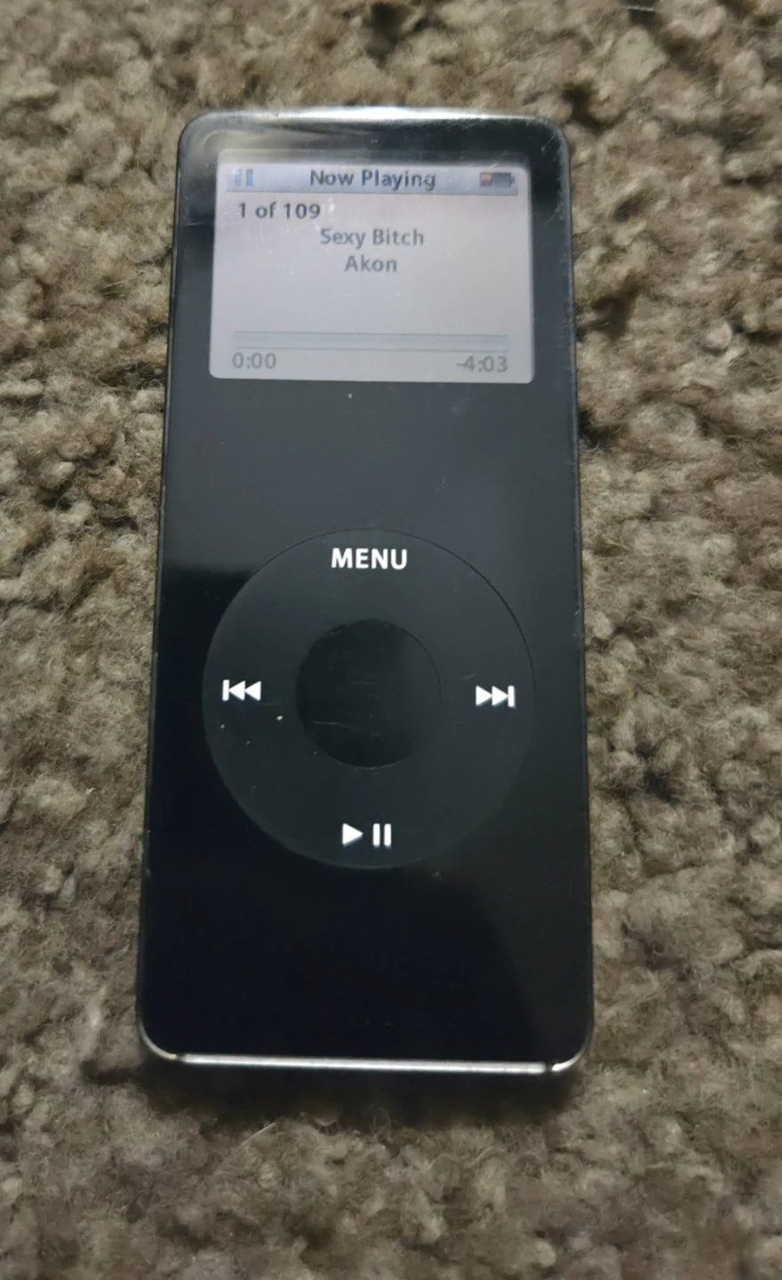 IPod nano 1st Gen - photo 2