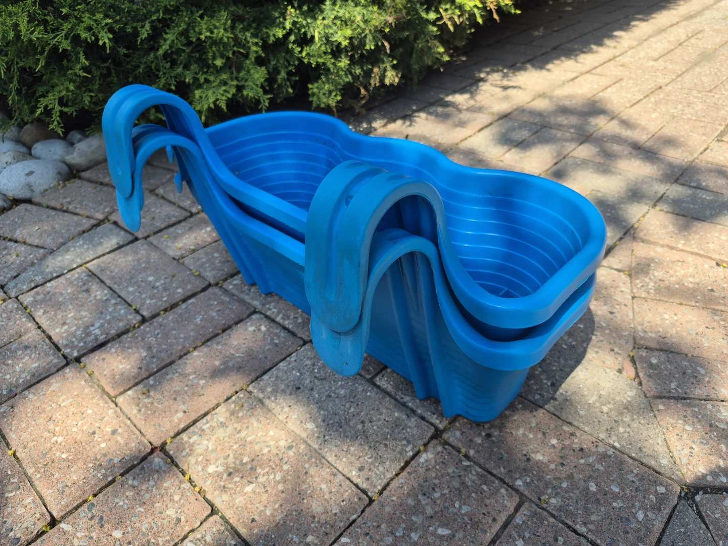 Blue Plastic Hanging Planters - Set of 2 - photo 2