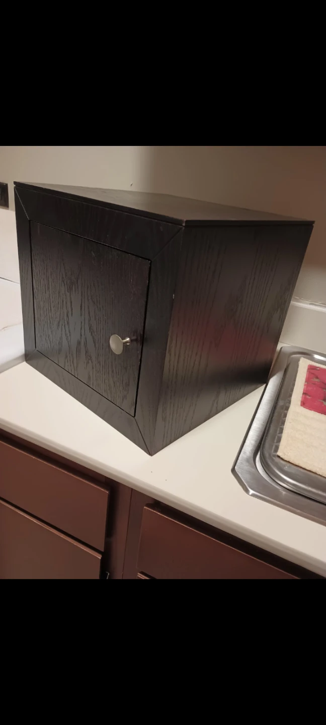 Nightstand table top cube, solid wood excellent condition 13.5" - photo 2
