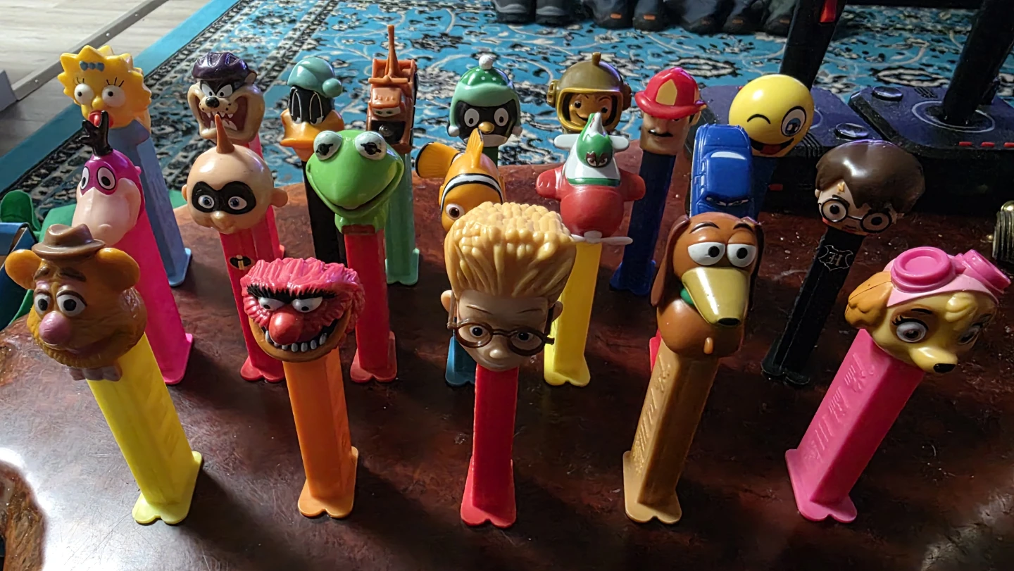20 Assorted PEZ Candy Dispensers Collection