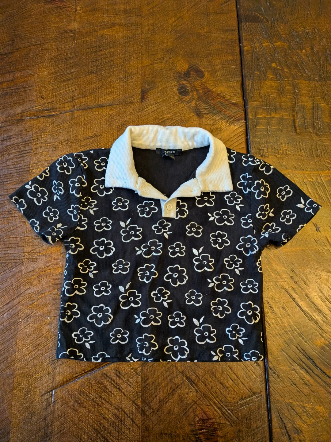 Forever 21 Black Floral Print Collared Polo Shirt - Size M