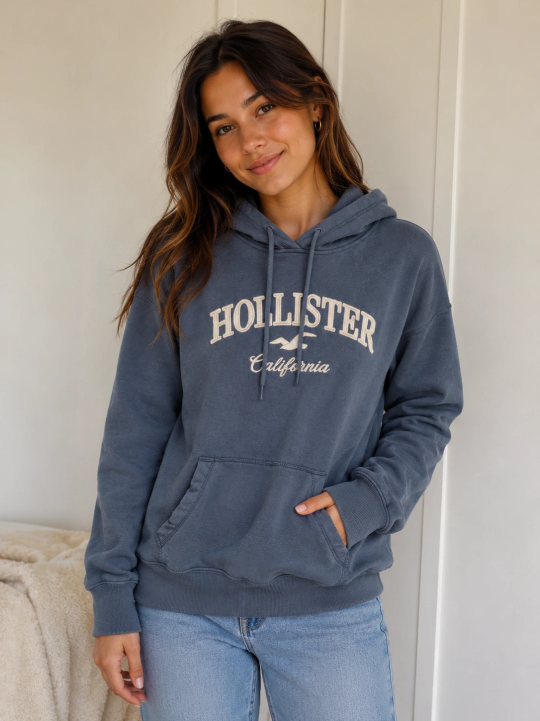 Hollister California Hoodie - Size L