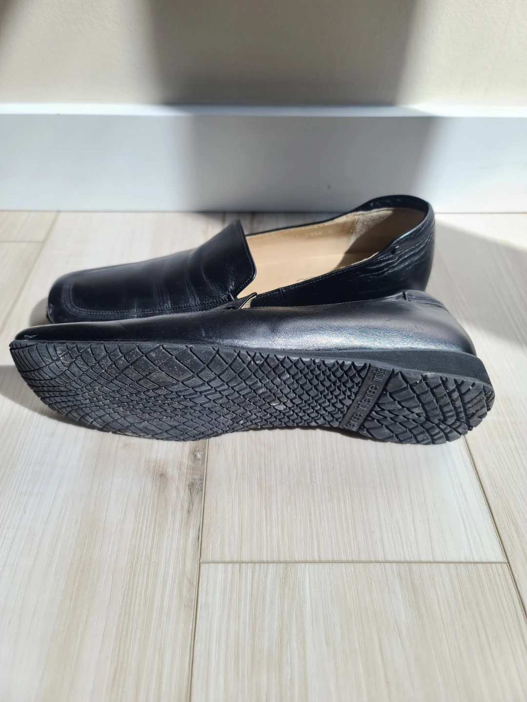 Nisay Black Leather Loafers - photo 4