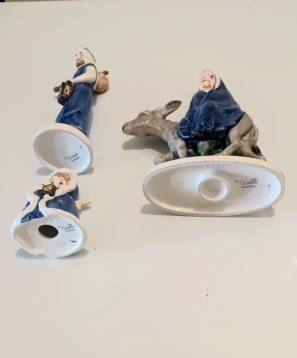 Vtg Goebel "Flight into Egypt" Set of 3 Pcs - photo 5
