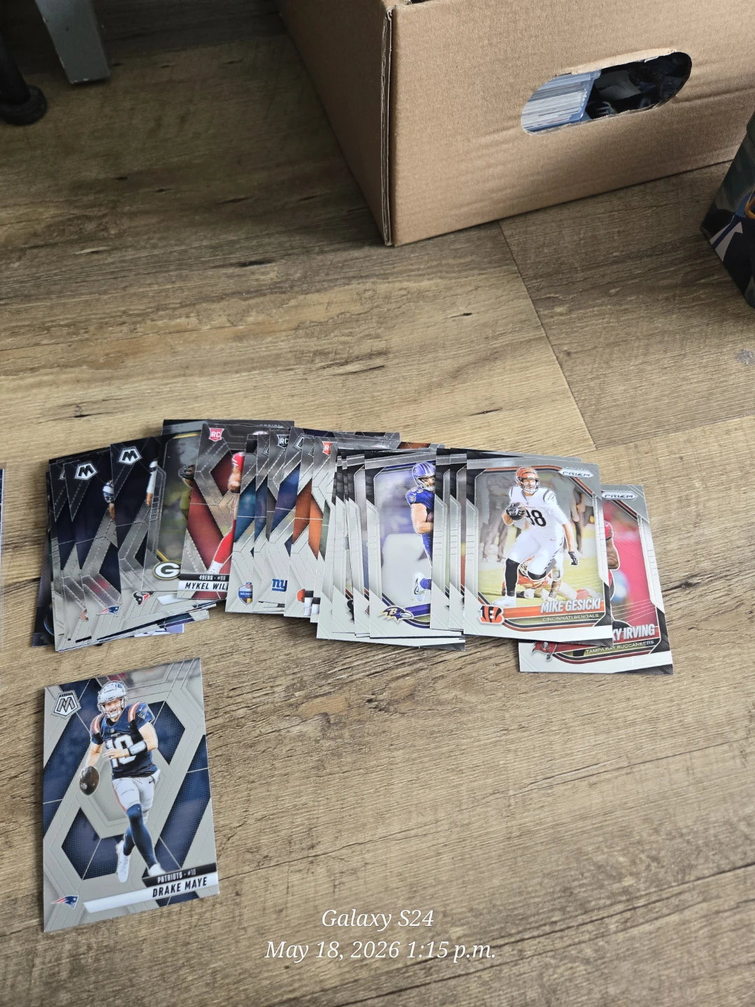 Panini NFL Mosaic Football Cards