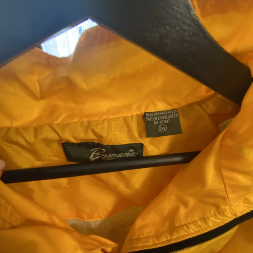 Burnside Canada Flag Windbreaker Jacket 2XL - photo 2