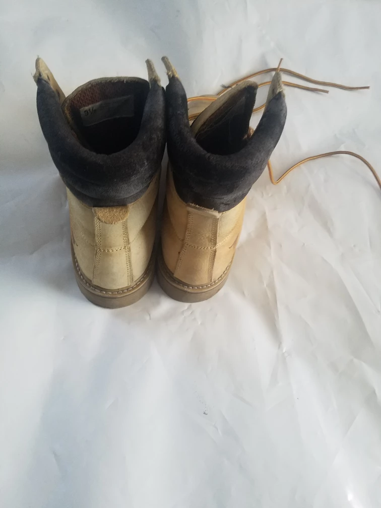 Timberland Style Work Boots - Size 9.5 - photo 4