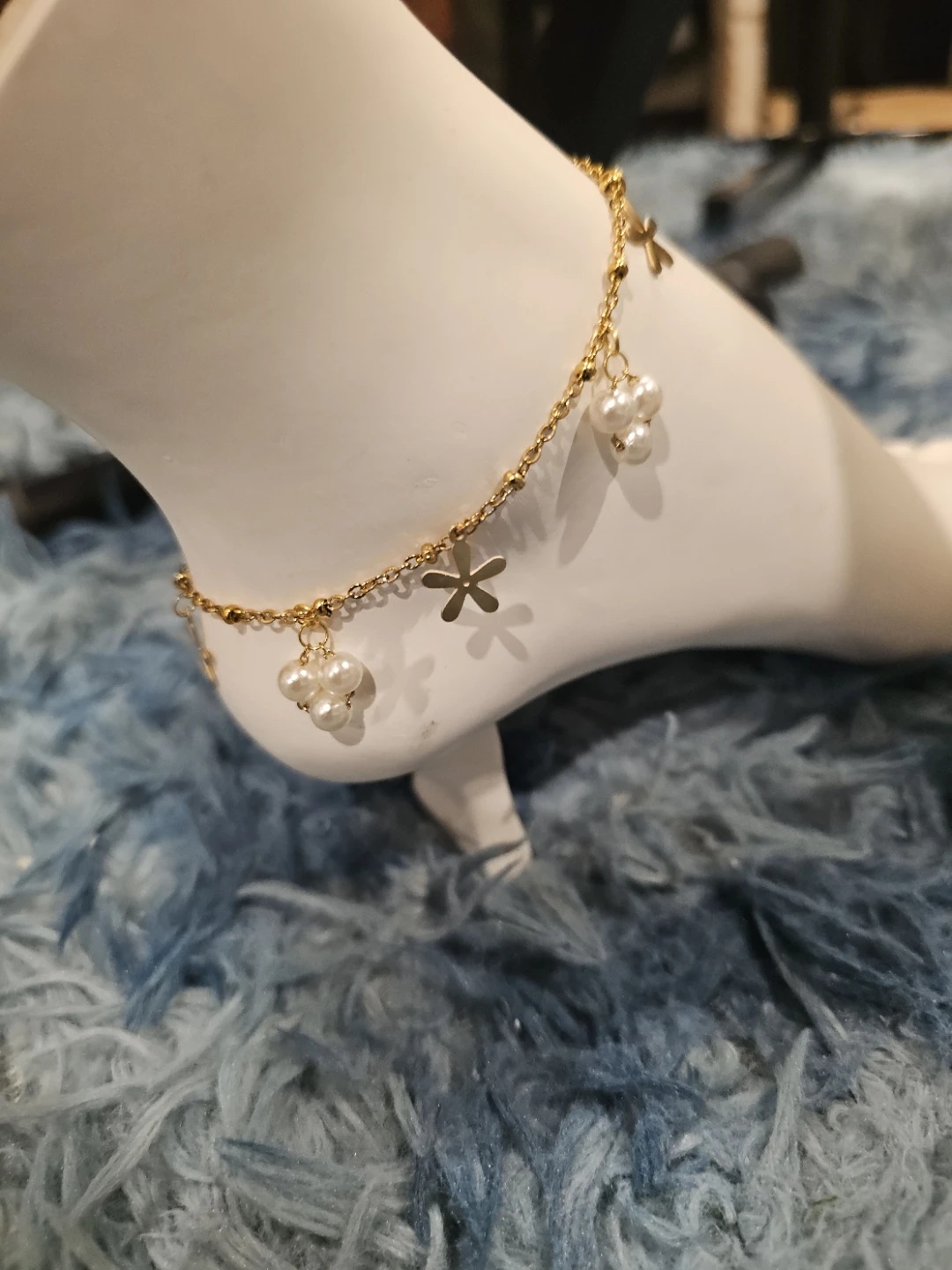 Gold-tone Anklet with Flower and Pearl Charms