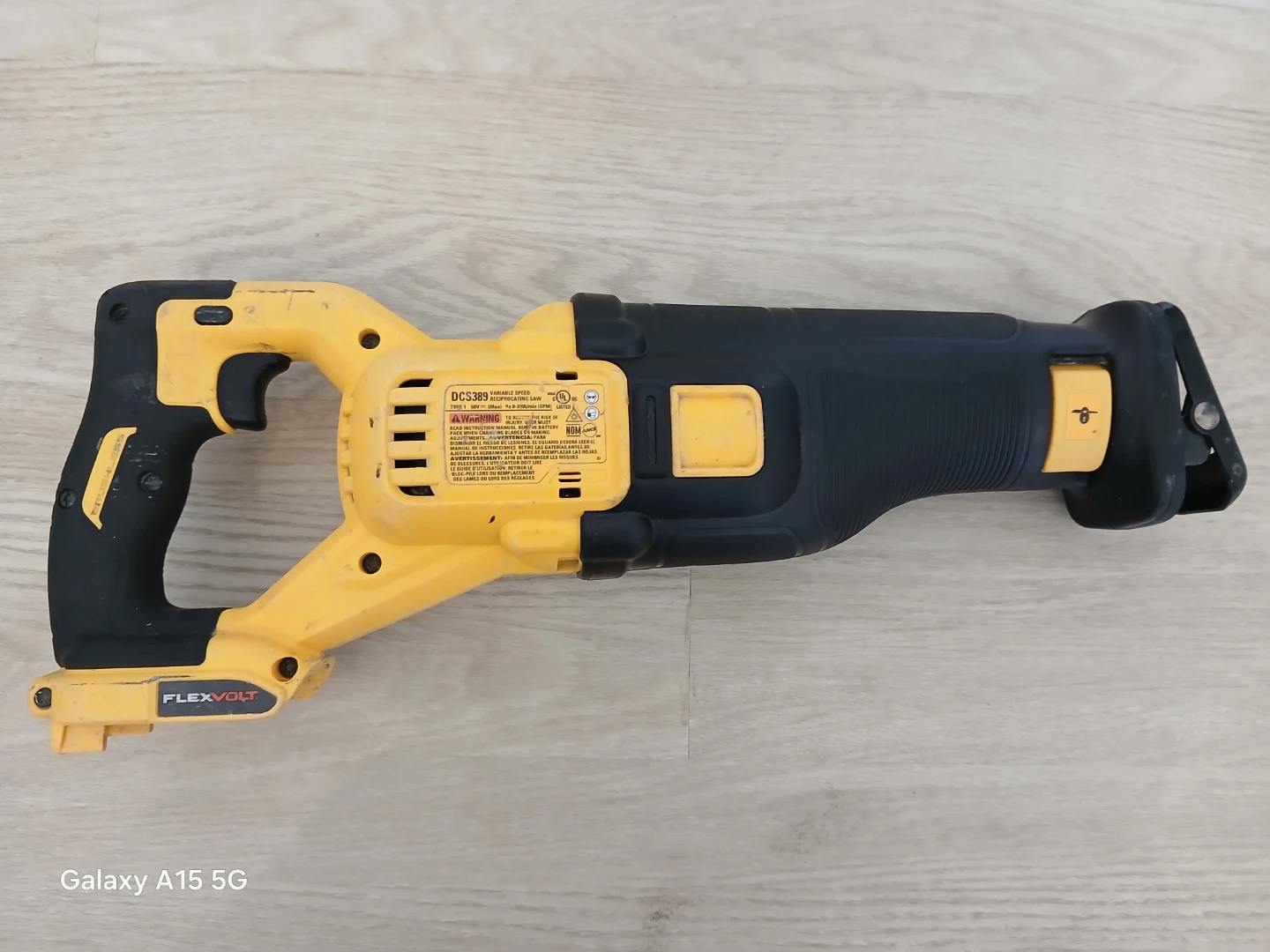 DEWALT DCS389 FLEXVOLT 60V Brushless Reciprocating Saw - photo 2