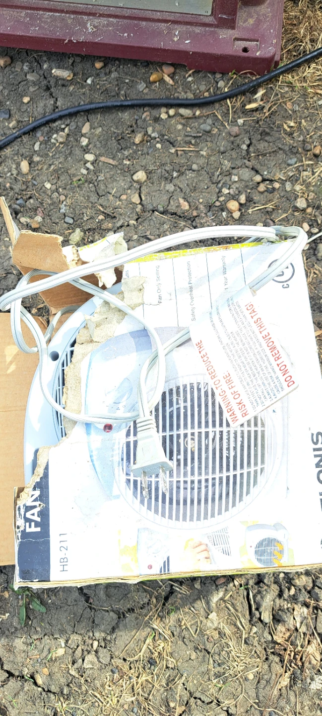 Pelonis HB-211 Fan Heater - photo 3