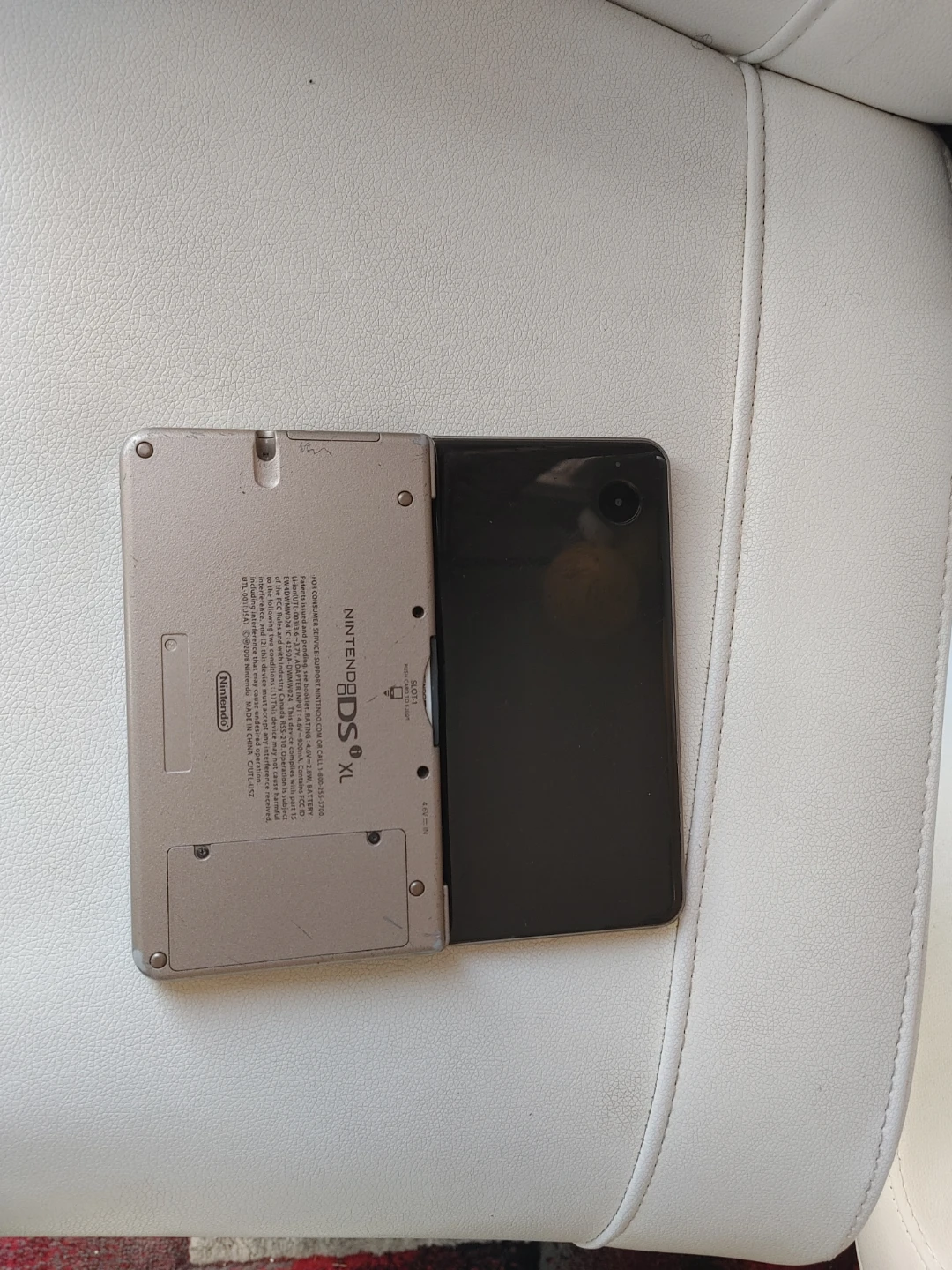 Nintendo DSi XL - photo 3