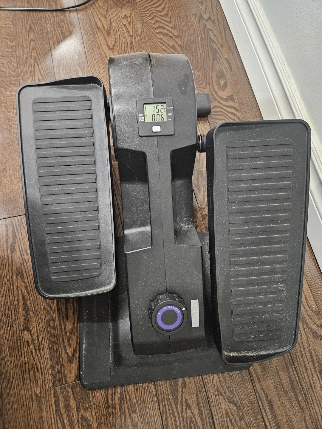 Cubii Jr F3a2 Under Desk Elliptical - photo 3