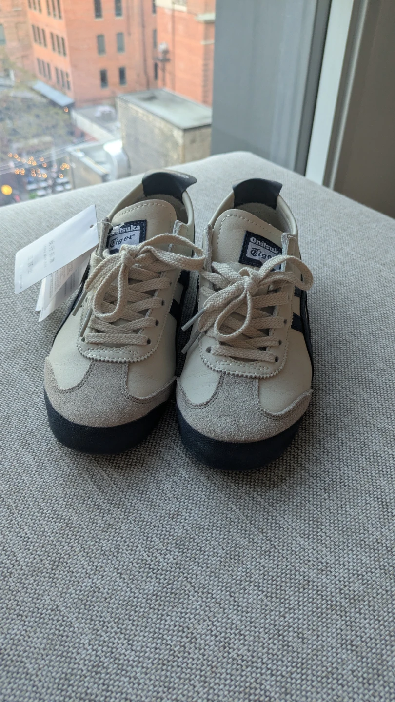New Onitsuka Tiger Cream/Navy Sneakers Woman's 7 - photo 4