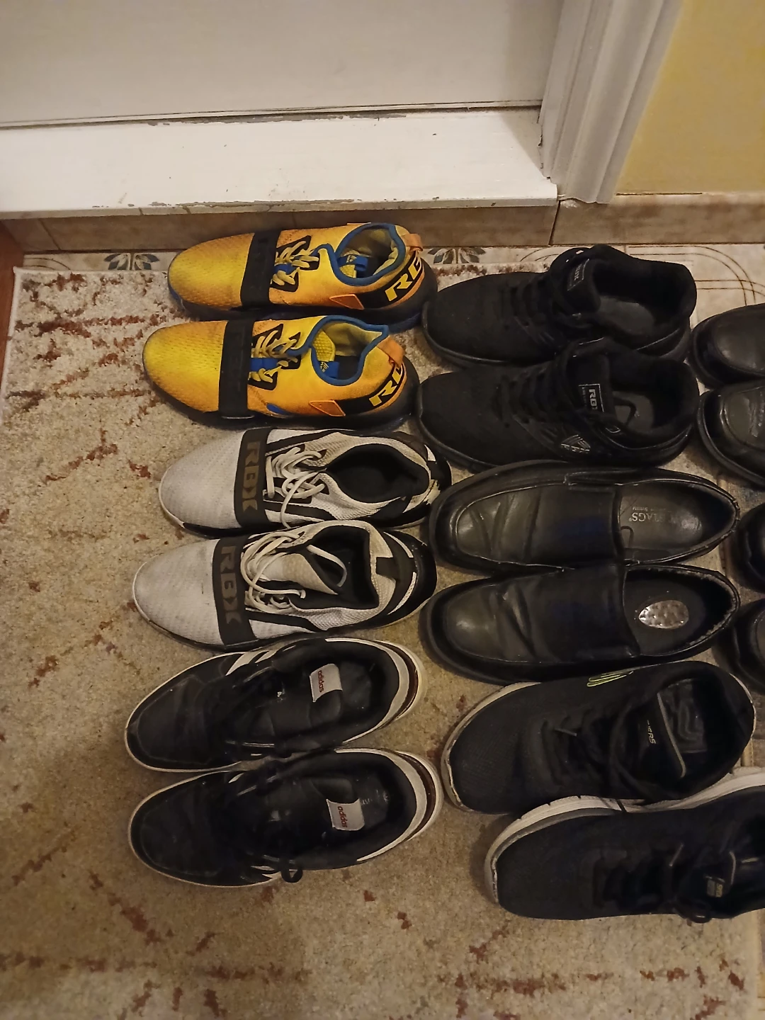 Assorted Men's Shoes size 10 - photo 4