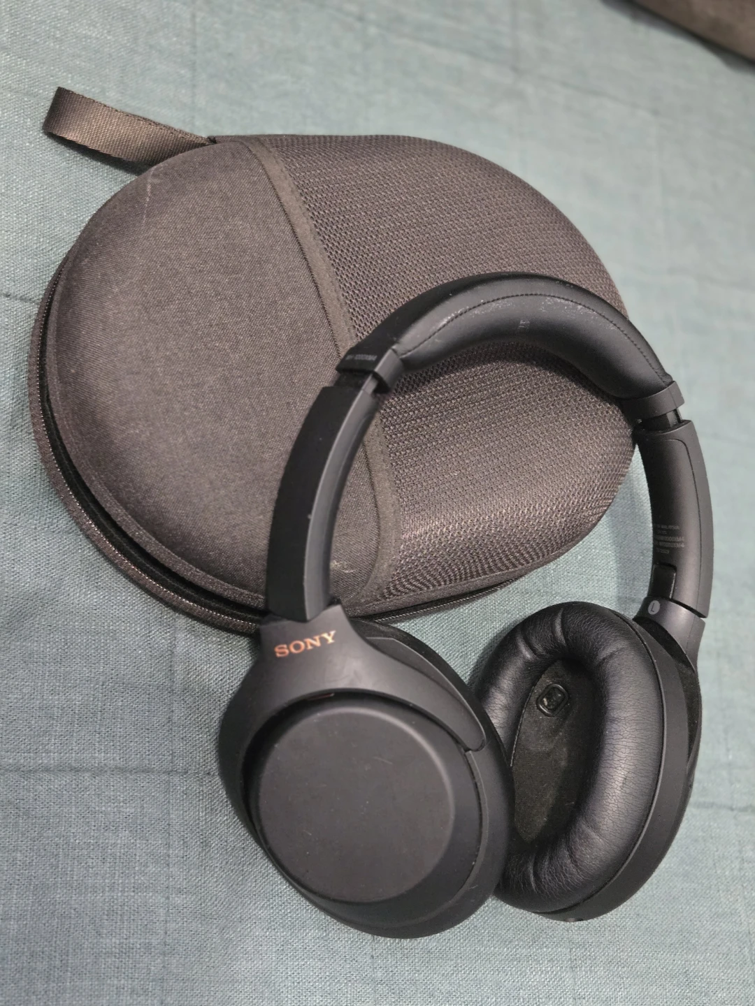 Sony WH-1000XM4 Wireless Noise Cancelling Headphones