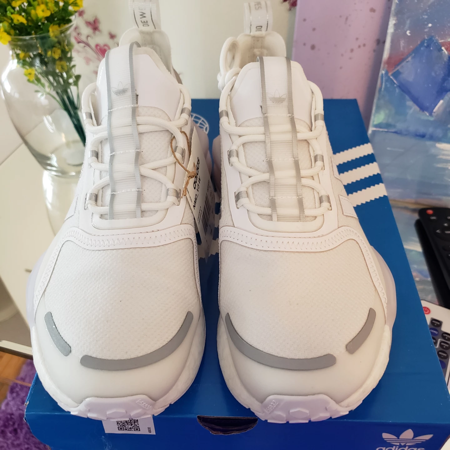 Brand new Adidas NMD V3 W running shoes sale - photo 2
