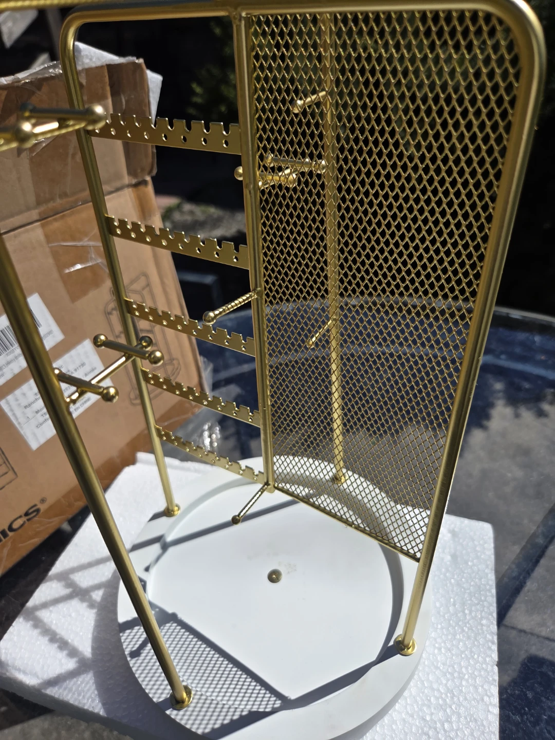 SONGMICS Gold Jewelry Stand
