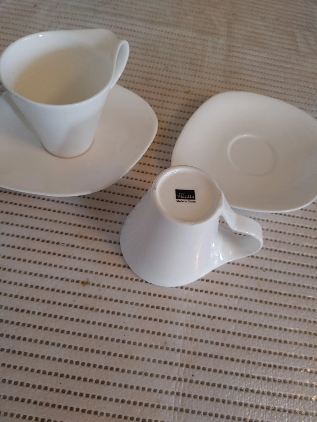 Red Vanilla Fine Porcelain Coffee Cups and Saucers