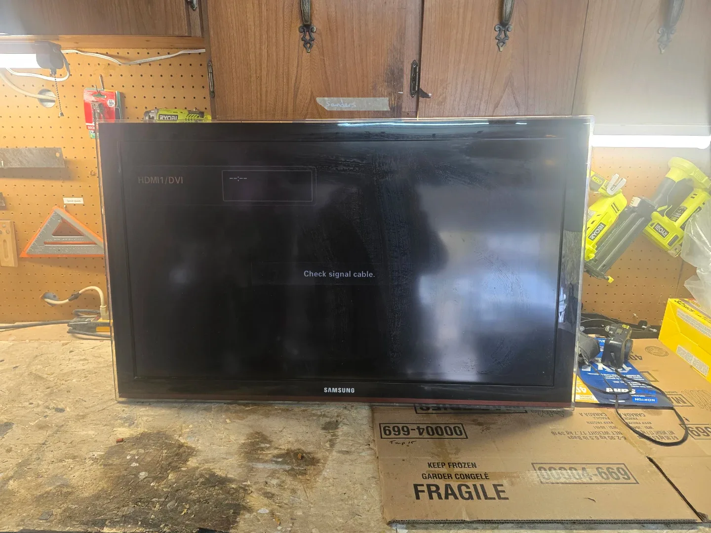 Samsung 40-inch TV