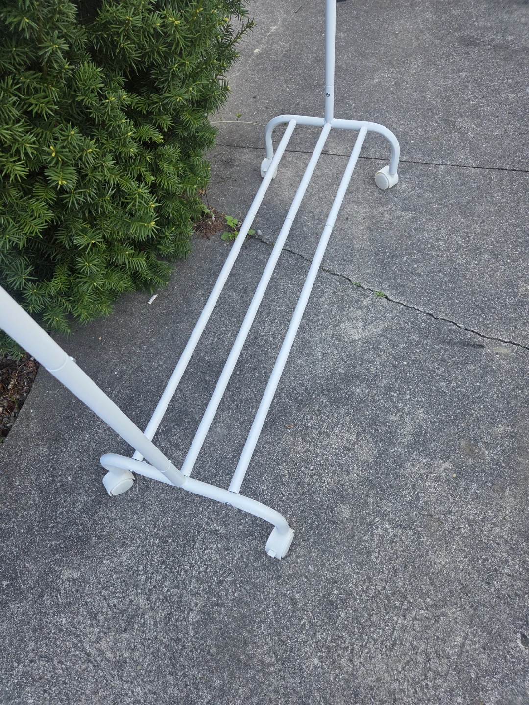 SONGMICS Clothes Rack on Wheels - photo 3