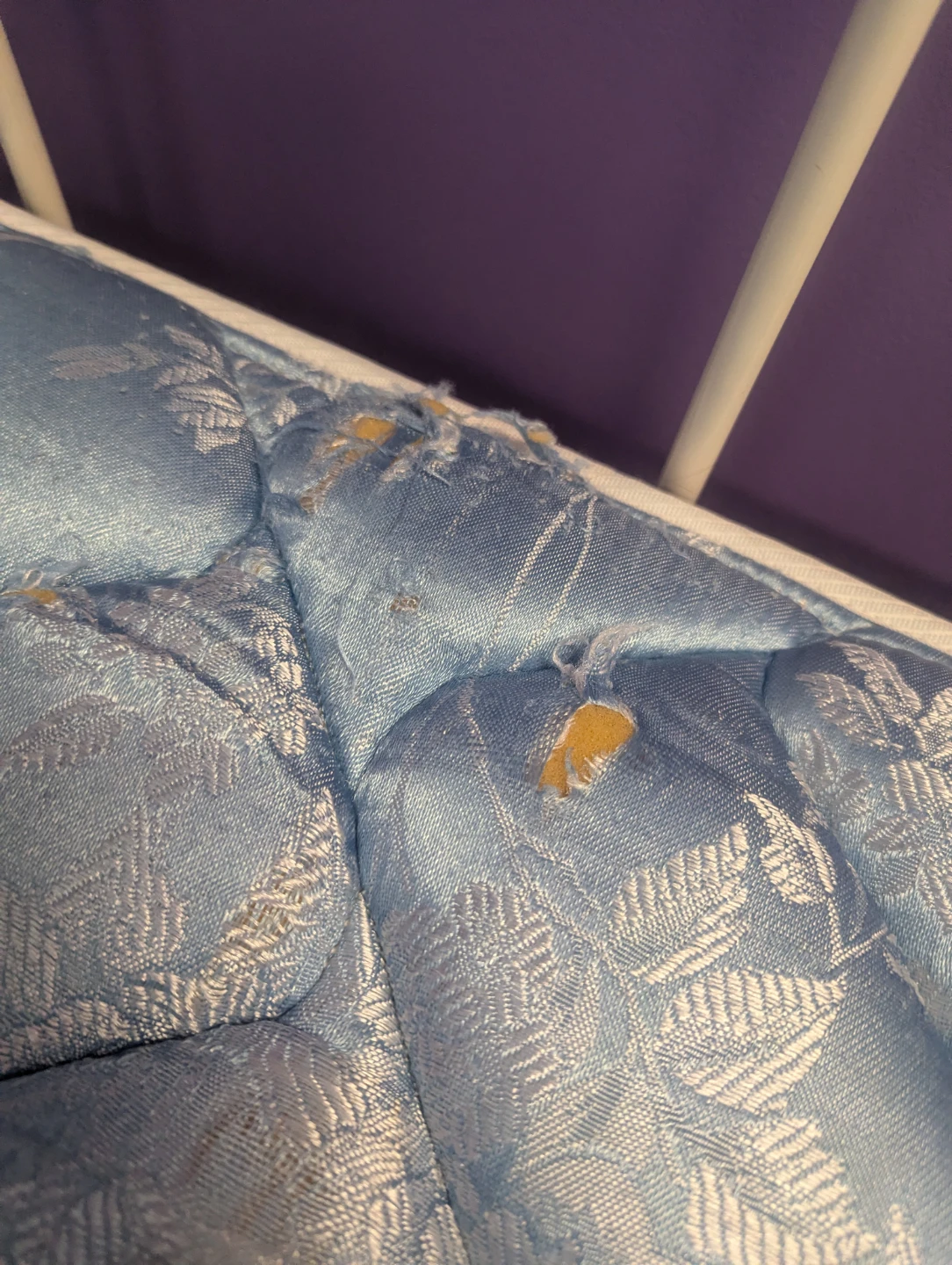 Twin mattress - photo 3