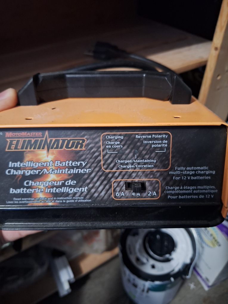 Motomaster Eliminator Intelligent Battery Charger/Maintainer - photo 2