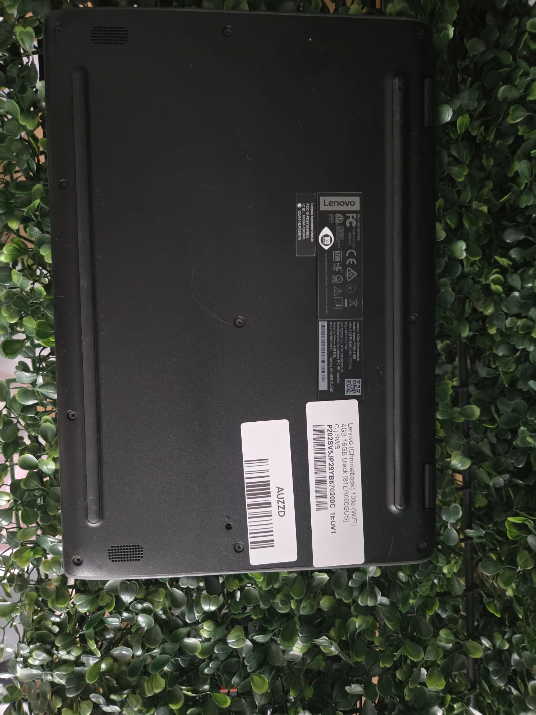 Lenovo Chromebook 100e (WiFi) - photo 2
