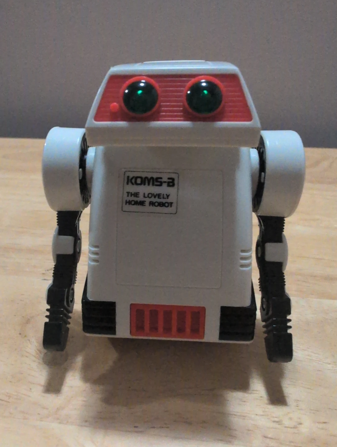 Vintage Tomy Robot Omnibot Koms - B Flipbot Red/Green Eyes Rare.