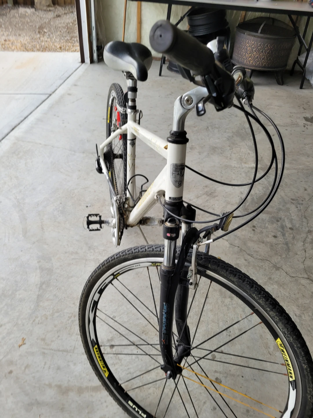 White Infinity Mountain Bike